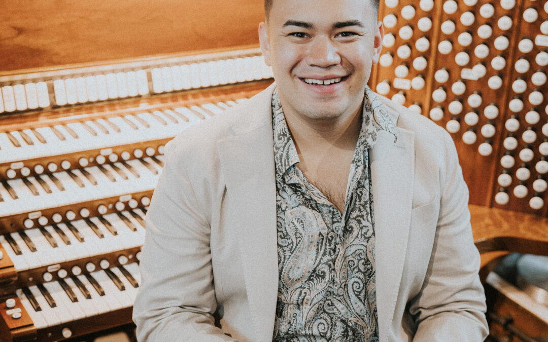 Alexander Straus-Fausto, organist