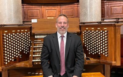 Organist Mark Pacoe on Oct 10